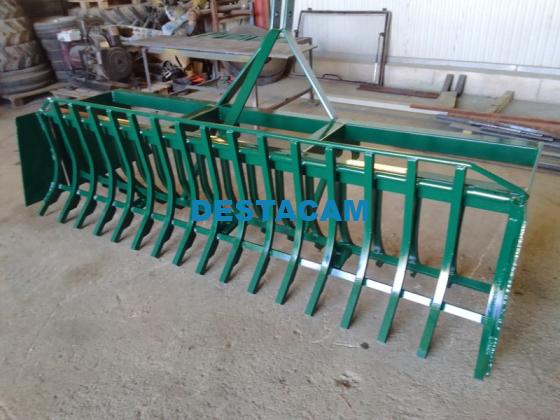 TRAÍLLA PARA PIEDRA O DESPEDRADORA NUEVA DE 2.50 M.