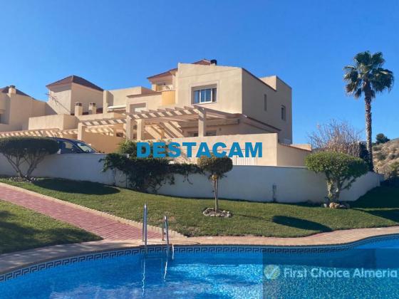 DúPLEX  EN ALMERíA,LOS GALLARDOS