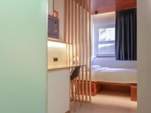 Estudio en alquiler en Cuatro Caminos, Madrid.